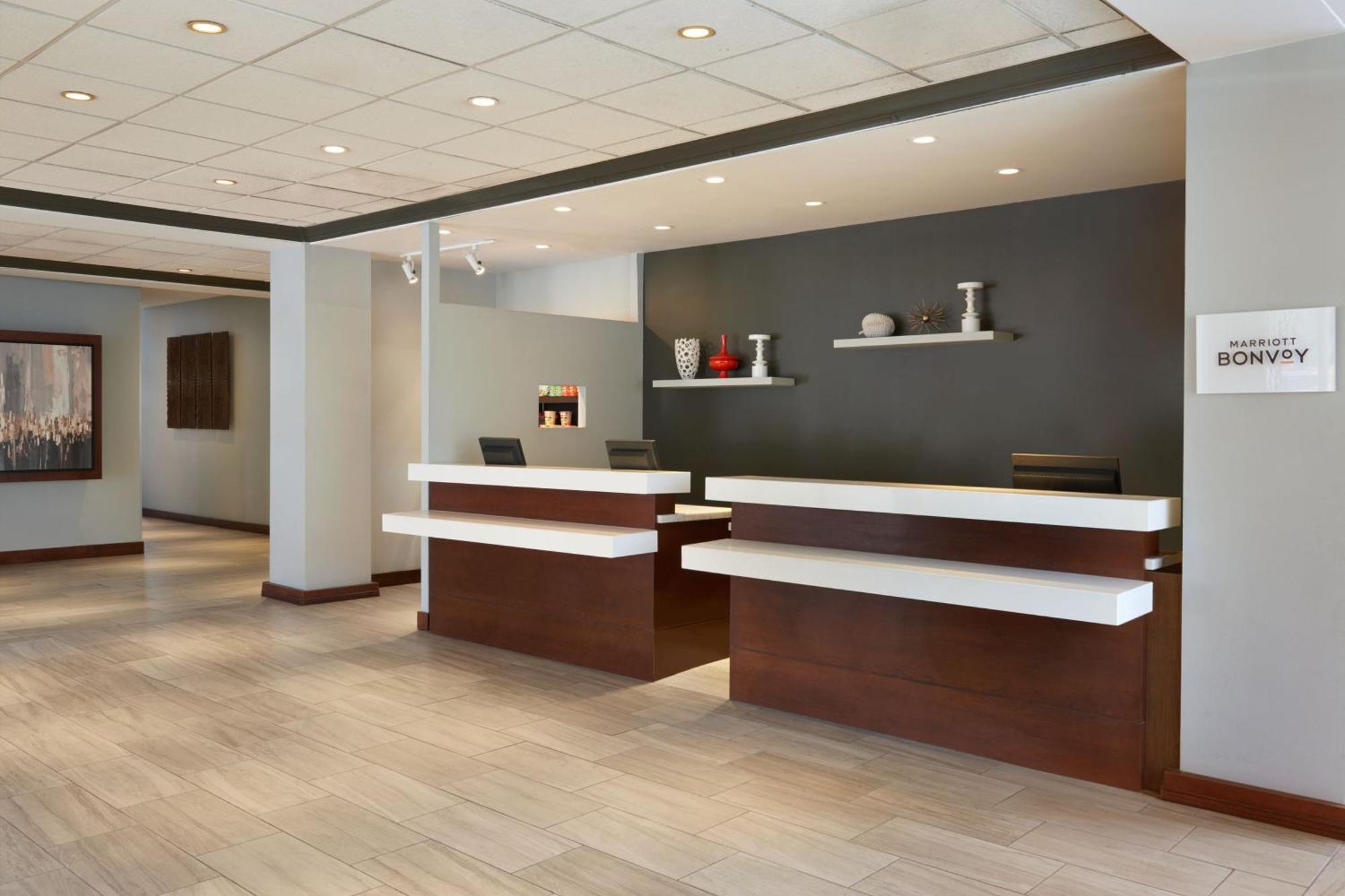 Courtyard By Marriott Ottawa Downtown Hotel Exterior foto